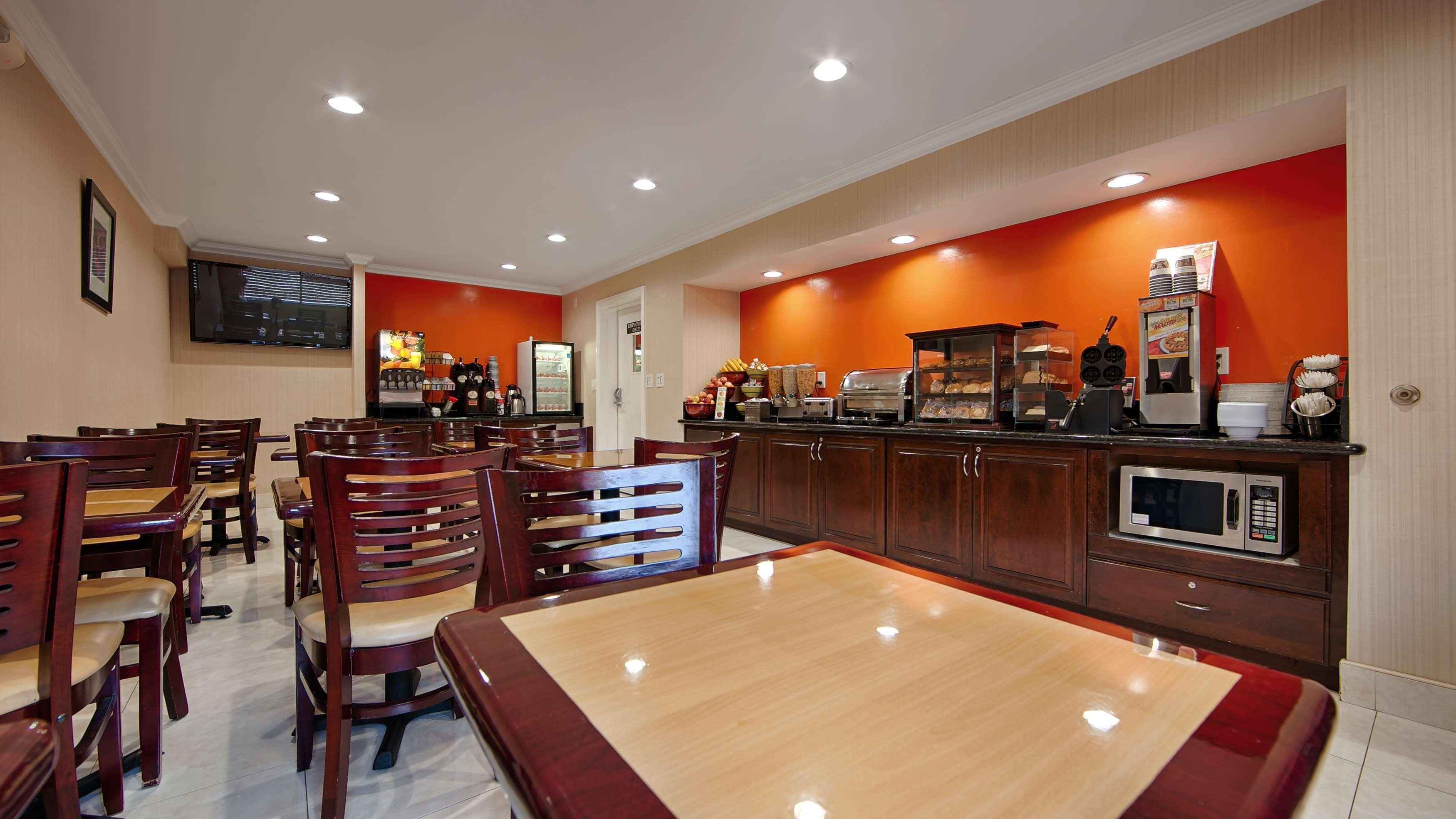 Western Hotel 3*